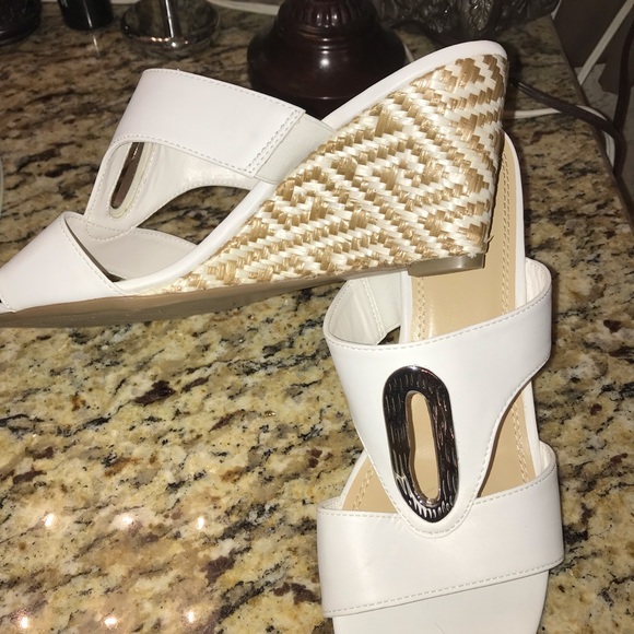 NWT 🔥🔥Impo Italian style wedge shoes size 9 1/2🔥 - Picture 6 of 7